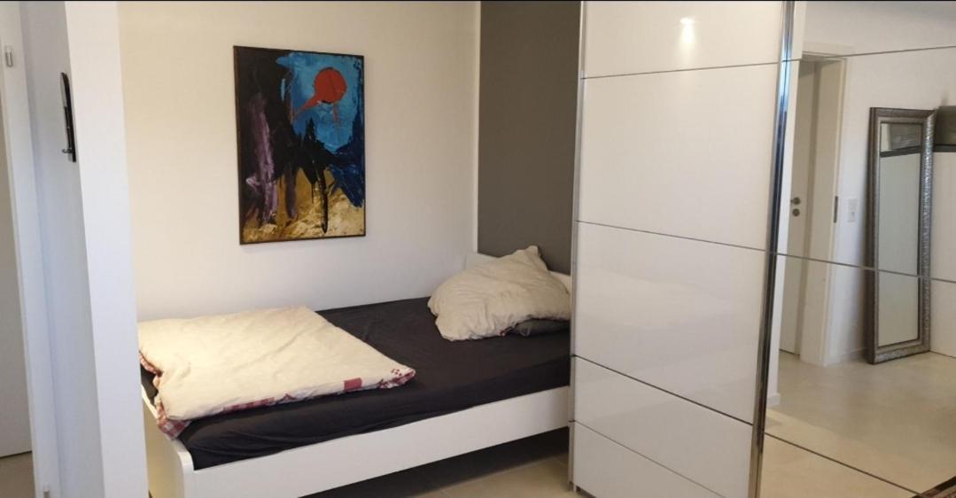 Apartment Mit Schoener, Moderner Einrichtung Colónia Exterior foto
